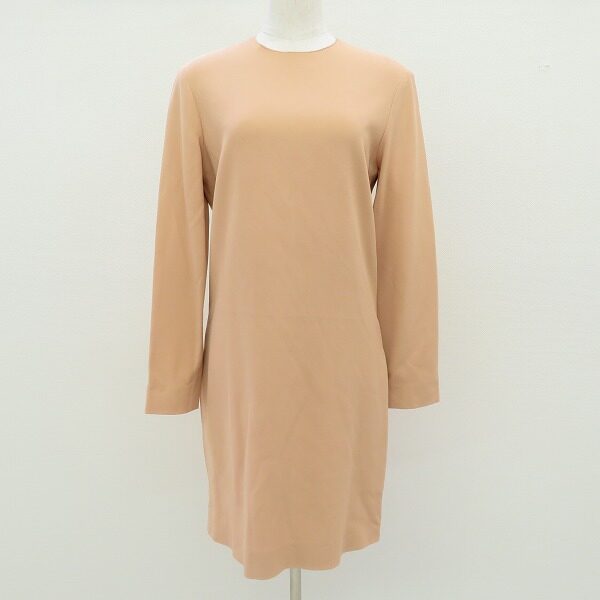 しっとり決まる 人気のセリーヌ ワンピースを買取しました