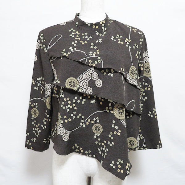 詩仙堂のカットソーを宅配買取ご利用のお客様より買取しました