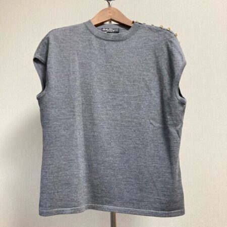 フェラガモのセーターを出張買取ご利用のお客様より買取しました