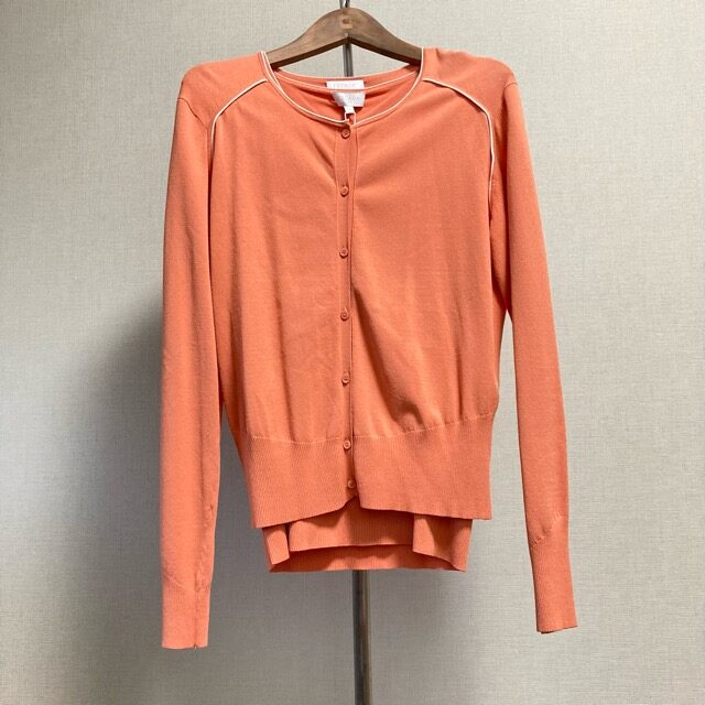 優雅なオレンジがいい エスカーダのアンサンブルを買取しました