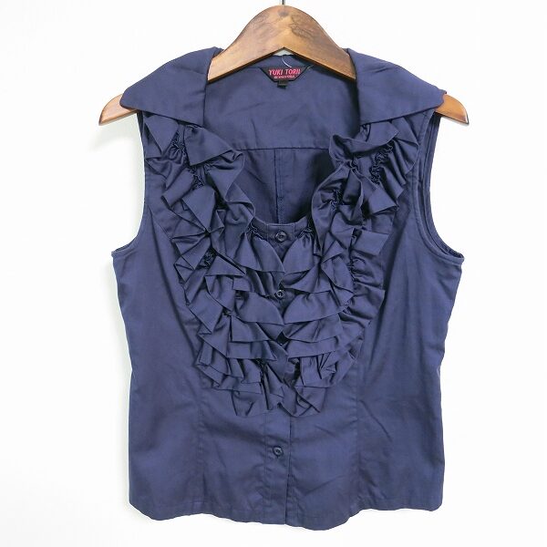 ユキトリイのブラウスを出張買取ご利用のお客様より買取しました