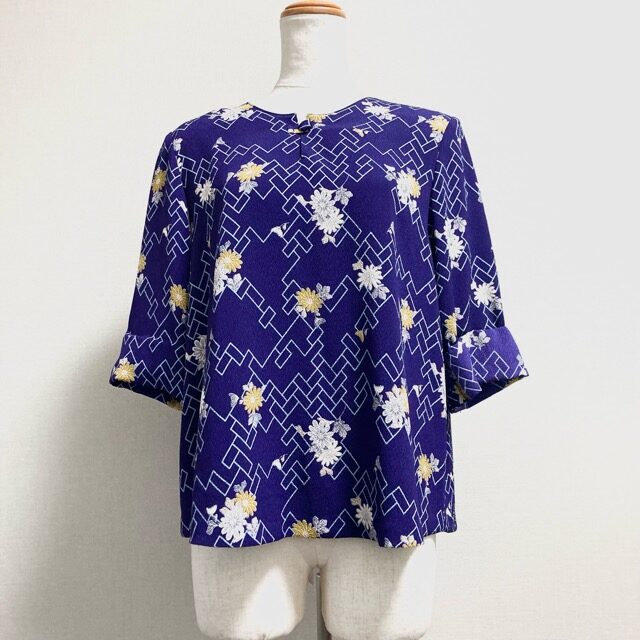 古風と都会的柄のMIX 詩仙堂のカットソーを買取しました