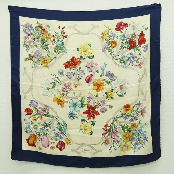 しっとりした風合いが魅力 グッチのスカーフを買取しました