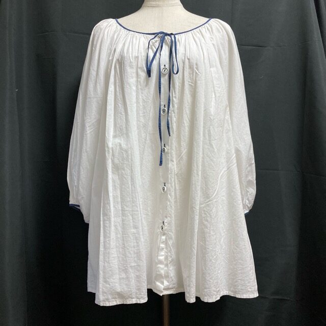 やんわりした風合いが素敵なフェンディのブラウスを買取しました！