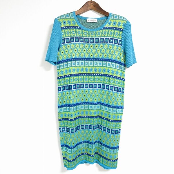 賑やかな気持ちにしてくれる イヴサンローランのワンピースを買取しました