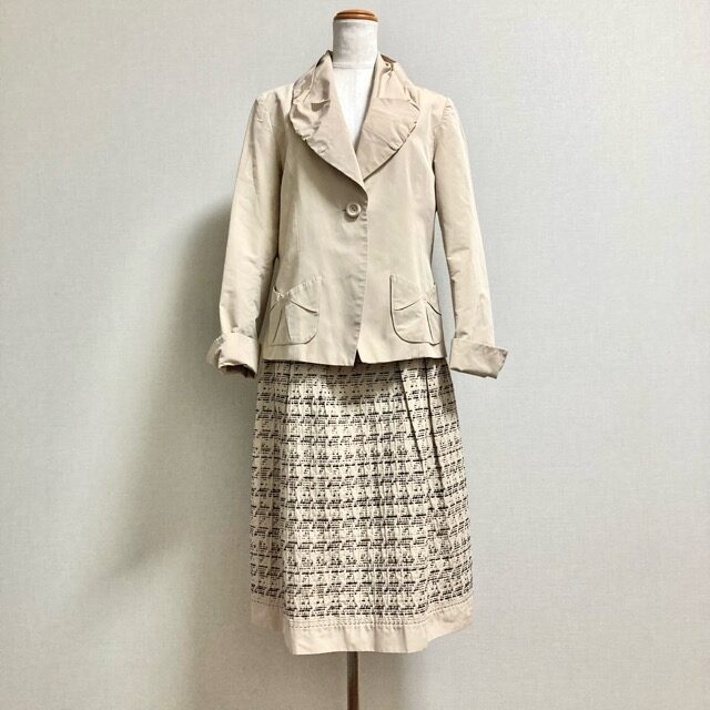 ビジネス服の買取はアクイールにお任せ！ヒロコビスのスーツを買取いたしました