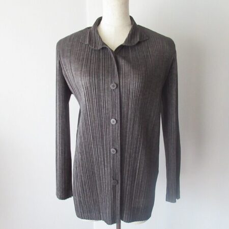 洋服リサイクルはエコ！プリーツプリーズのカーディガンを買取いたしました