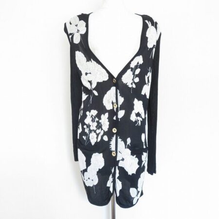 レオナール・カーディガンを買取！大きな花柄モチーフが優雅