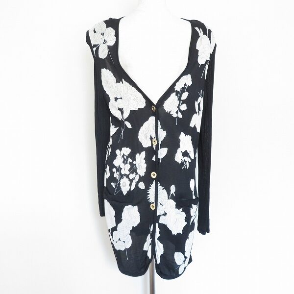 レオナール・カーディガンを買取！大きな花柄モチーフが優雅