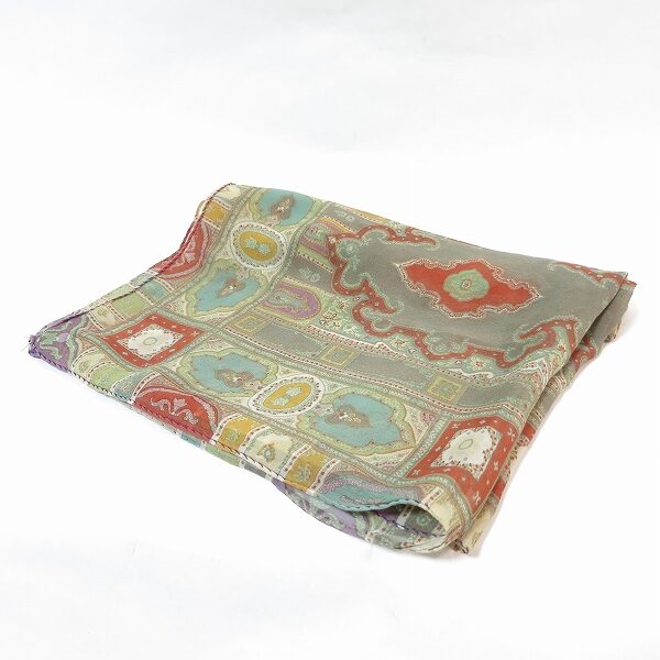 時代がかった風合いが落ち着きを醸す エトロのストールを買取しました