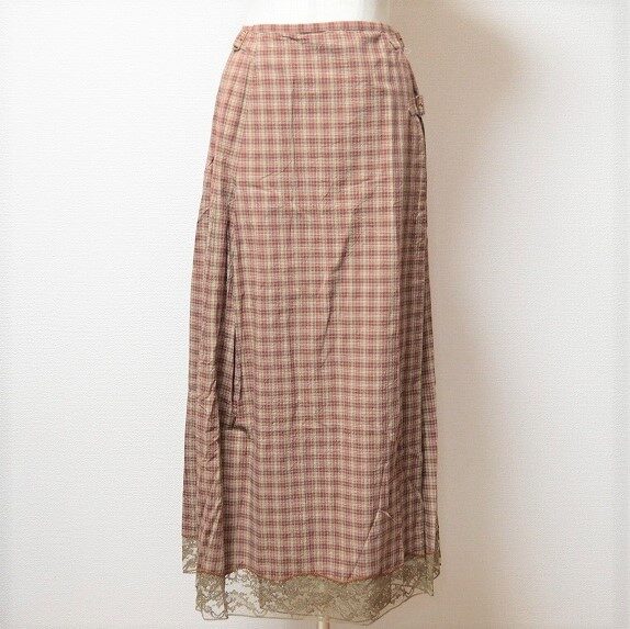 【カネコイサオ】丁寧なチェックがポイント 巻きスカートを買取しました！