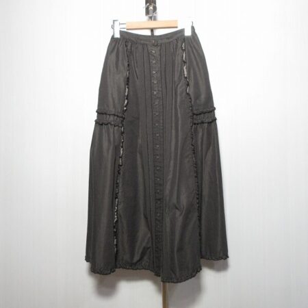 ピンクハウスのスカートを出張買取ご利用のお客様より買取しました