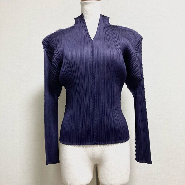 プリーツプリーズのカットソーを出張買取ご利用のお客様より買取しました