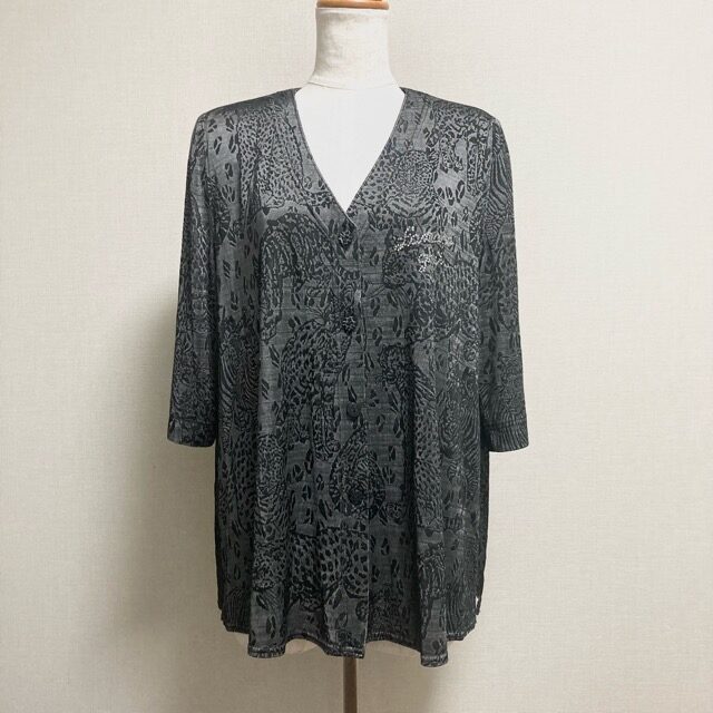 伊太利屋のカーディガンを買取しました！落ち着きとアニマルのマッチ度がいい