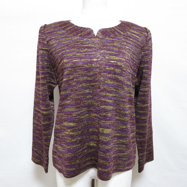 首元も綺麗に 斉藤都世子のニットを買取しました