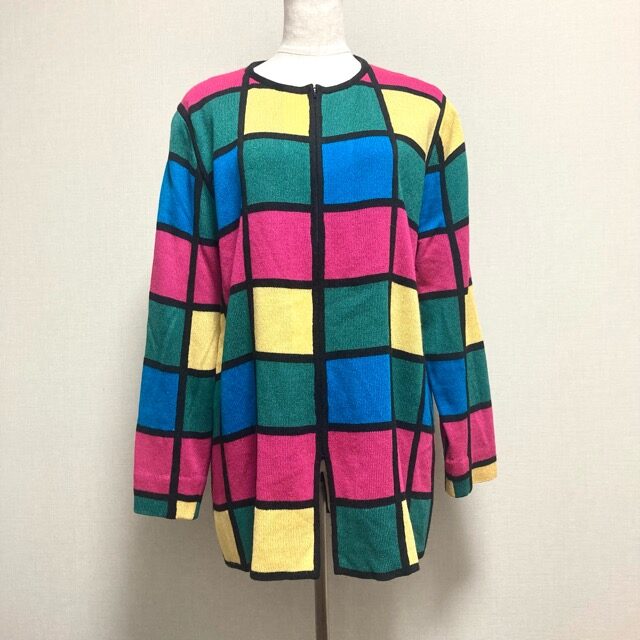 懐かしい感じもする 斉藤都世子のニットを買取しました