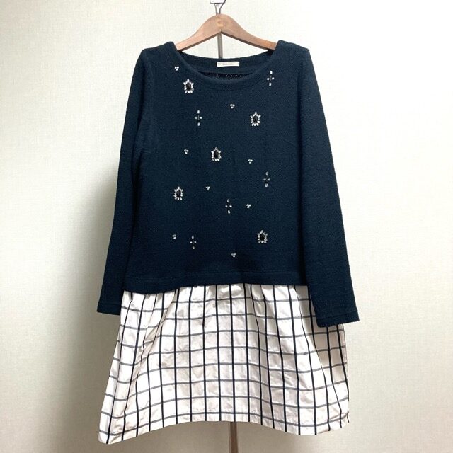 どこかさっぱりしたローズティアラのワンピースを買取しました