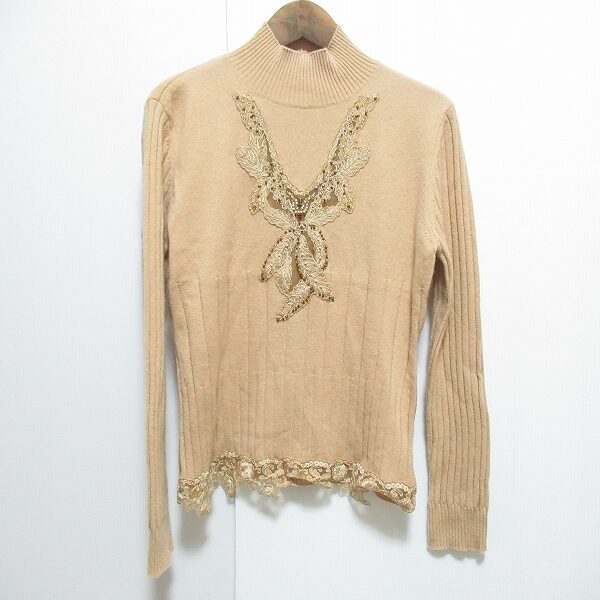 背筋も伸びるシャンとしたデザイン インポートロッサのセーターを買取しました