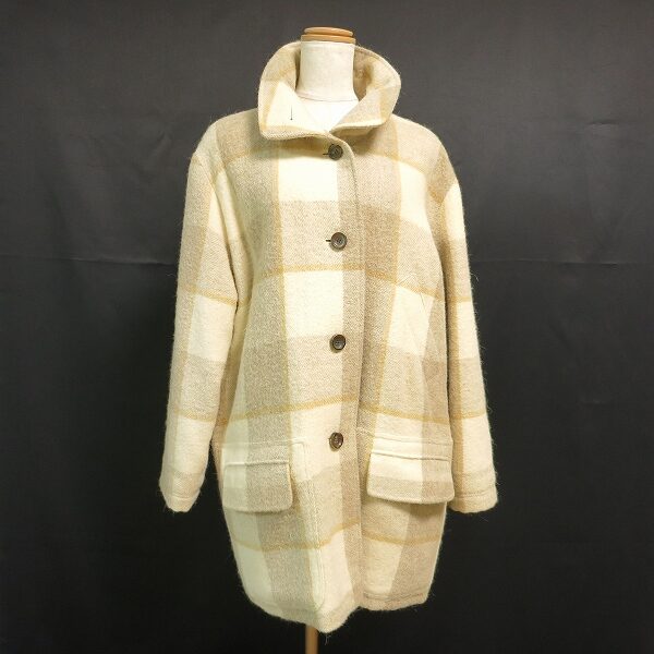 エスカーダスポーツのコートを買取しました！ゆったりと上品の絶妙バランス