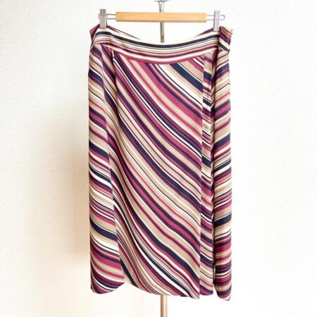 レリアンのスカートを出張買取ご利用のお客様より買取しました