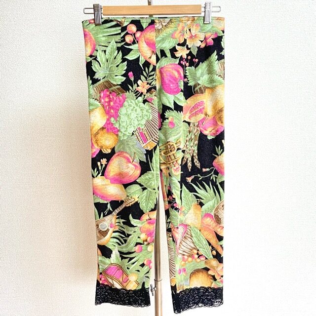 テンションも上がるフルーツ柄 伊太利屋のパンツを買取しました