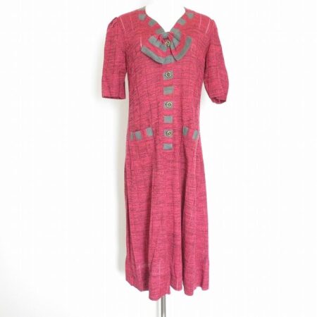 優雅な色合いにグッとくる 斉藤都世子のワンピースを買取しました