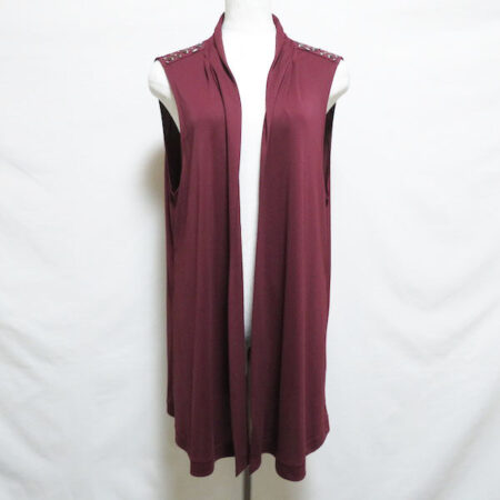 えんじ色がとにかく綺麗 レリアンのジレを買取しました