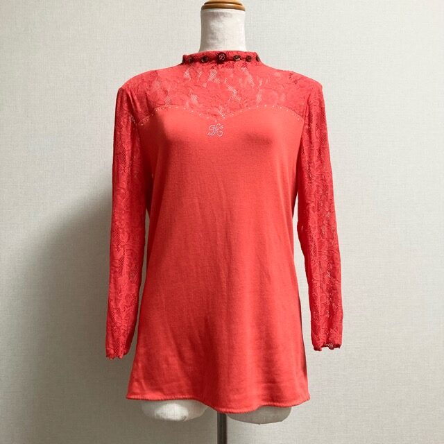 気持ちも弾むお色味です 伊太利屋のカットソーをカットソーを買取しました