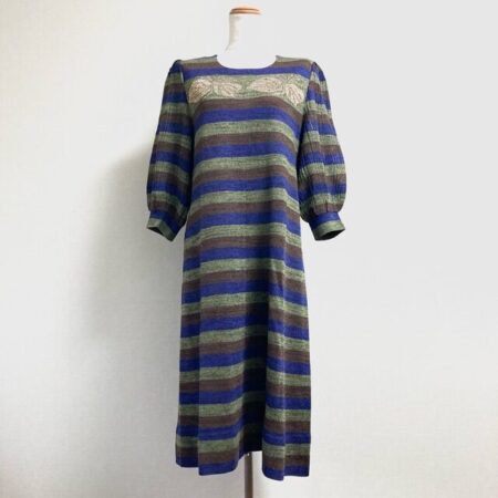 斉藤都世子のワンピースを買取しました！深みあるボーダーが魅力的