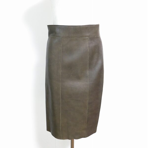 アクリスのスカートを出張買取ご利用のお客様より買取しました