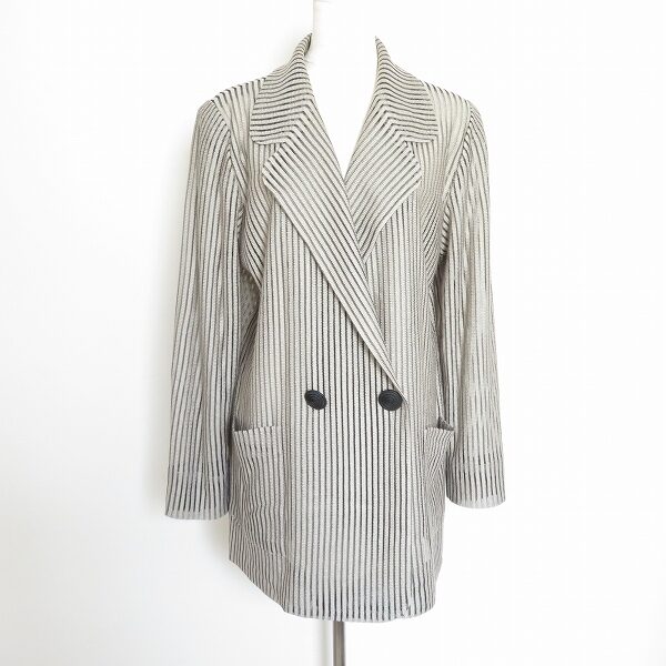 ストライプが綺麗 斉藤都世子のジャケットを買取しました