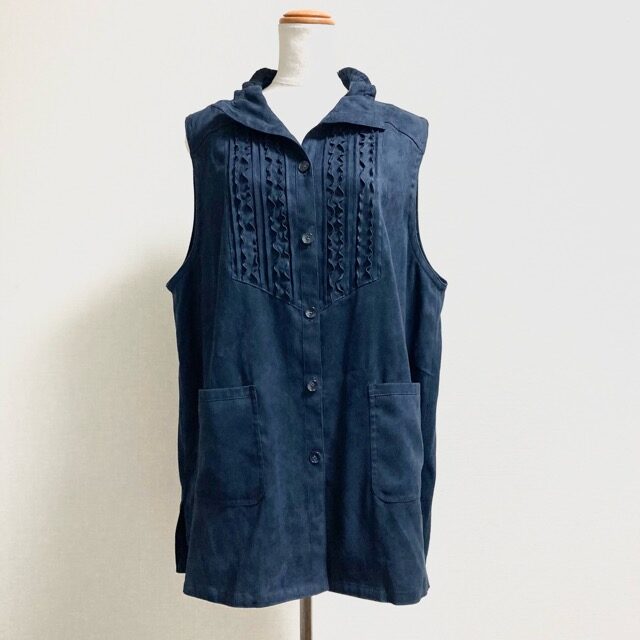 スエード調で聡明さもゲット レリアンのベストを買取しました