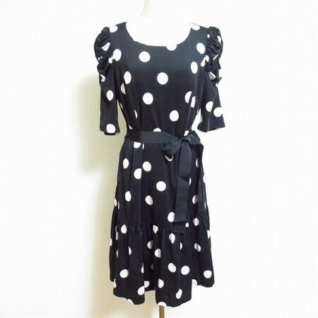 大ぶりドットが可愛い スーパービューティーのワンピースを買取しました