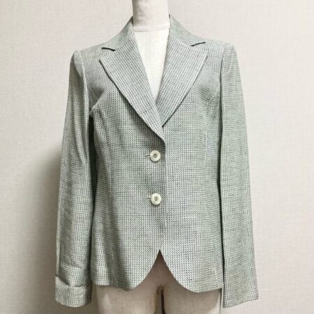 程よく締まりのある レリアンのジャケットを買取しました