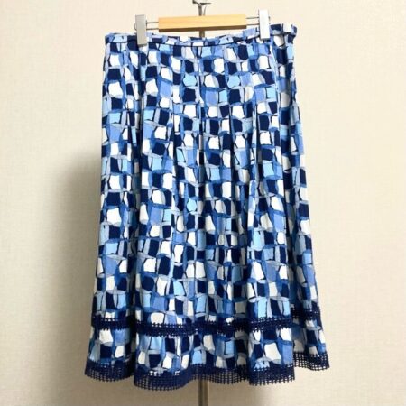 レリアンのスカートを出張買取ご利用のお客様より買取しました