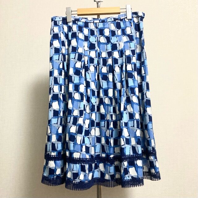 レリアンのスカートを出張買取ご利用のお客様より買取しました