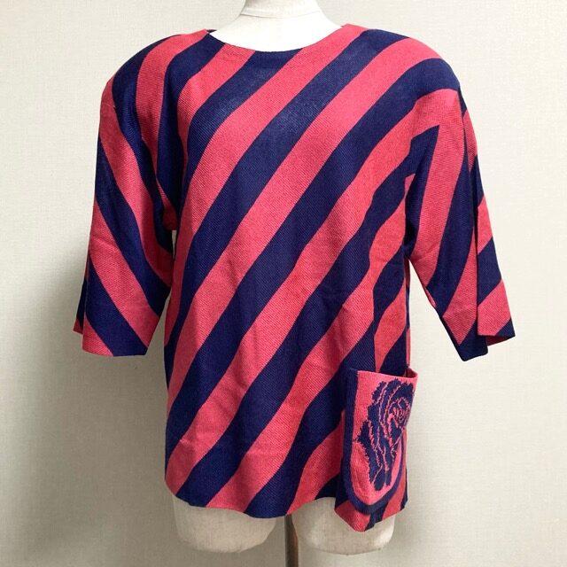 豪華で楽しげな雰囲気満載 斉藤都世子のカットソーを買取しました