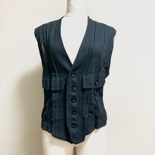 イッセイミヤケのベストを出張買取ご利用のお客様より買取しました