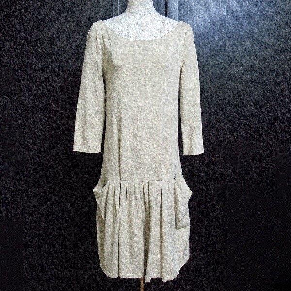 優しい雰囲気彩る フォクシーのワンピースを買取しました