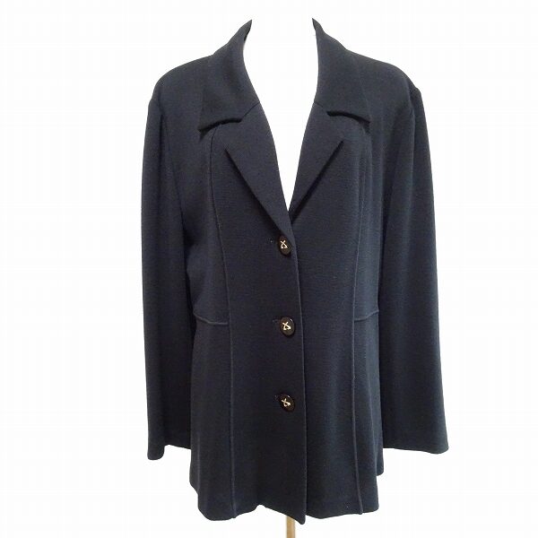 レオナールのジャケットを出張買取ご利用のお客様より買取しました