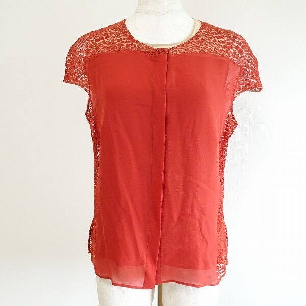 アクリスのアンサンブルを出張買取ご利用のお客様より買取しました