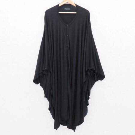 ヨウジヤマモトのポンチョを買取しました！繊細なデザインが素敵