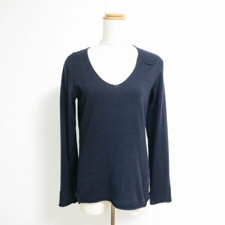 丸みあるVネックがポイント ヨーガンレールのカットソーを買取しました