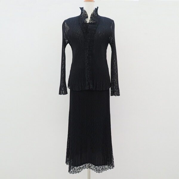 ハナエモリのセットアップを買取しました！優雅女性に変身