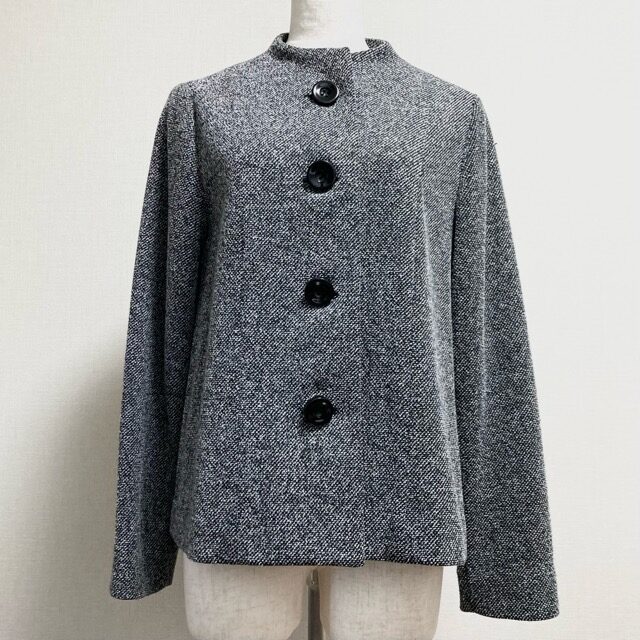 キャラオクルスのジャケットを買取しました！しっかりしたグレーで決まる