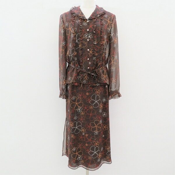 レリアンのセットアップを出張買取にて買取しました