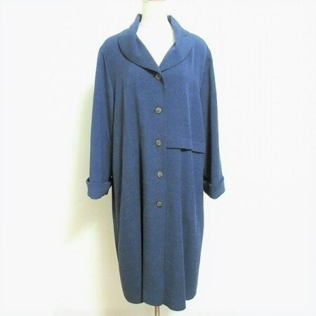 ちりめん洋服を売るならアクイール！三年坂のコートを買取いたしました