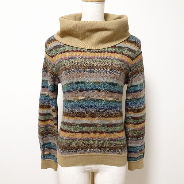 ハイネックが可愛い クリスチャンディオールのセーターを買取しました