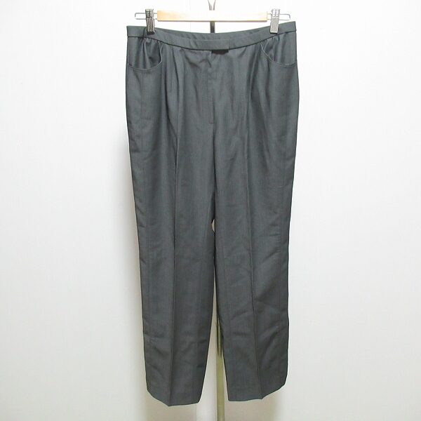 レリアンのパンツを出張買取ご利用のお客様より買取しました