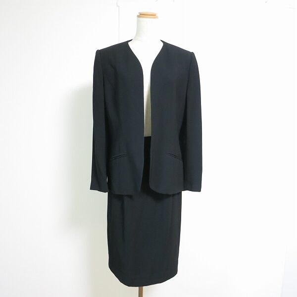 ピエールバルマンのスカートスーツを出張買取ご利用のお客様より買取しました